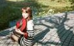 男人边吃奶边挵进去呻吟的说说